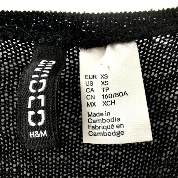 H&M Divided Women's XS Paris Darling Eiffel Top - Picture 3 of 7